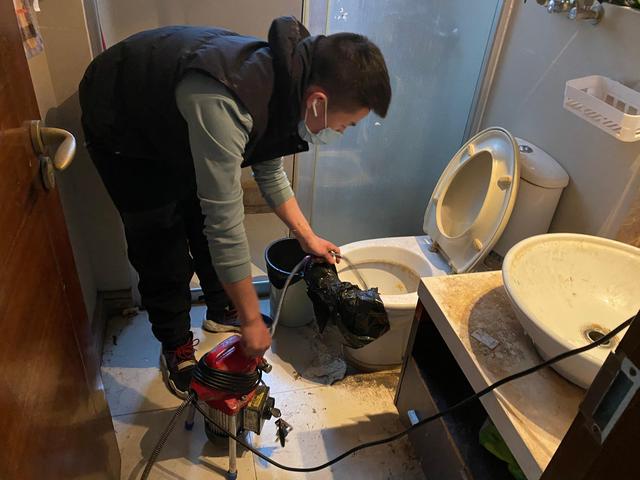 遵义马桶疏通-疏通下水道